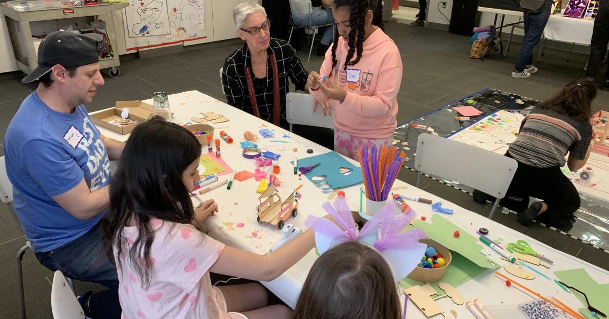 Family STEAM Workshops: Building the City with The GIANT Room