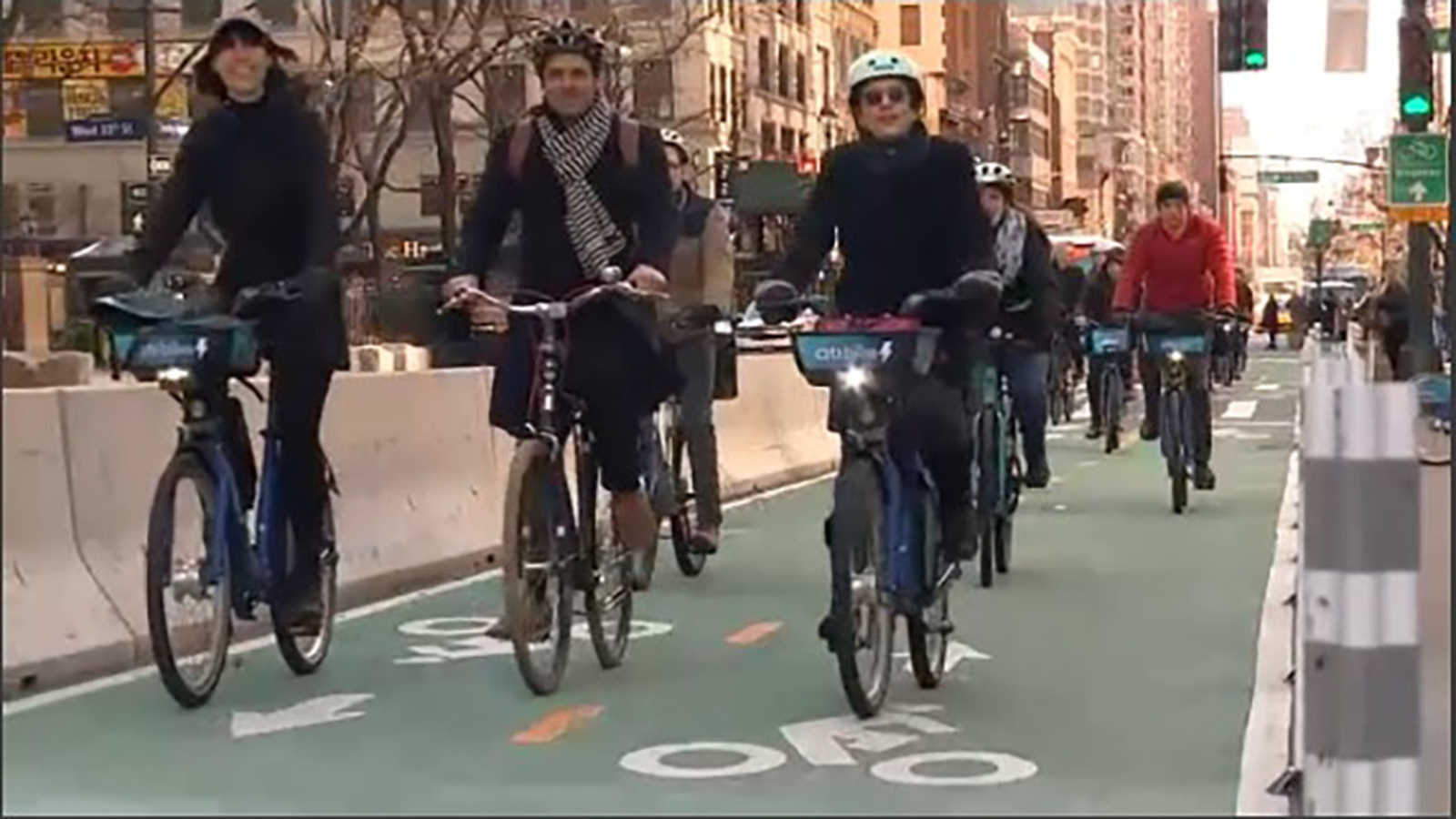 New York City Council, advocates, press DOT on missed bus and bike lane goals