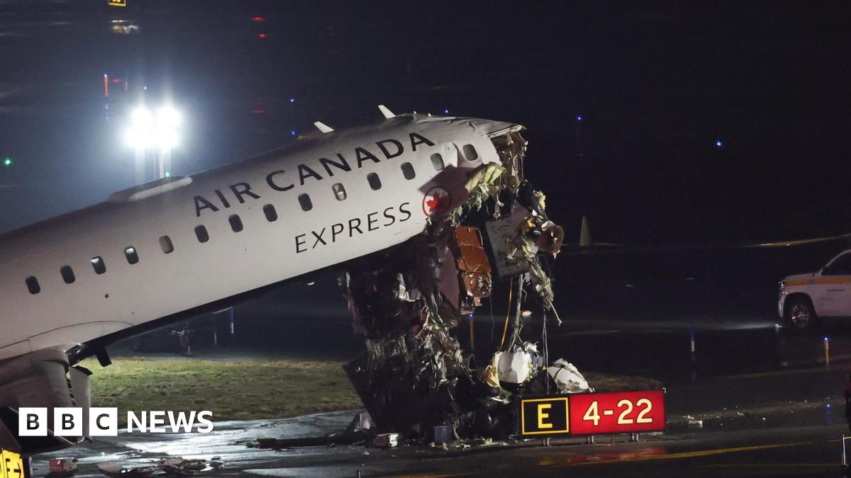 A map of LaGuardia Airport showing where the plane collided with an emergency service vehicle