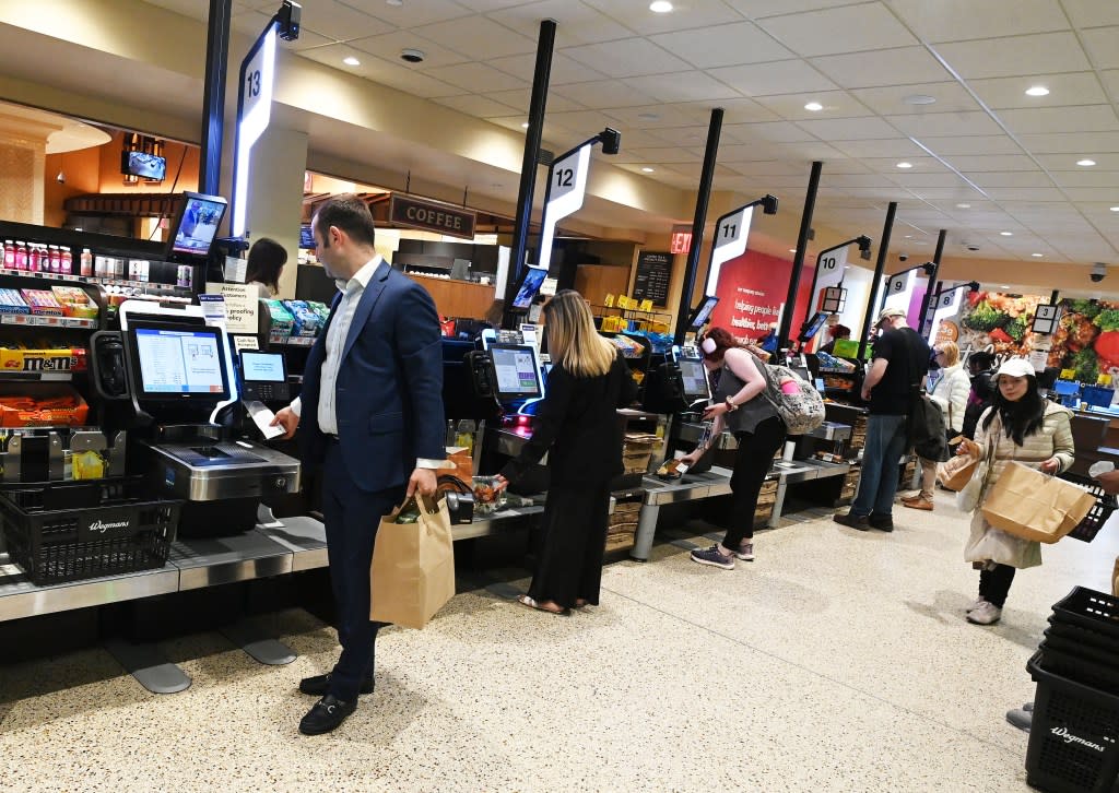 Left-leaning members of the NYC Council are considering bizarre new legislation in a bid to curb retail theft by penalizing customers and business owners instead of criminals. Helayne Seidman for the NY Post