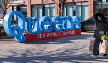 Queens sign set to move to Citi Field |