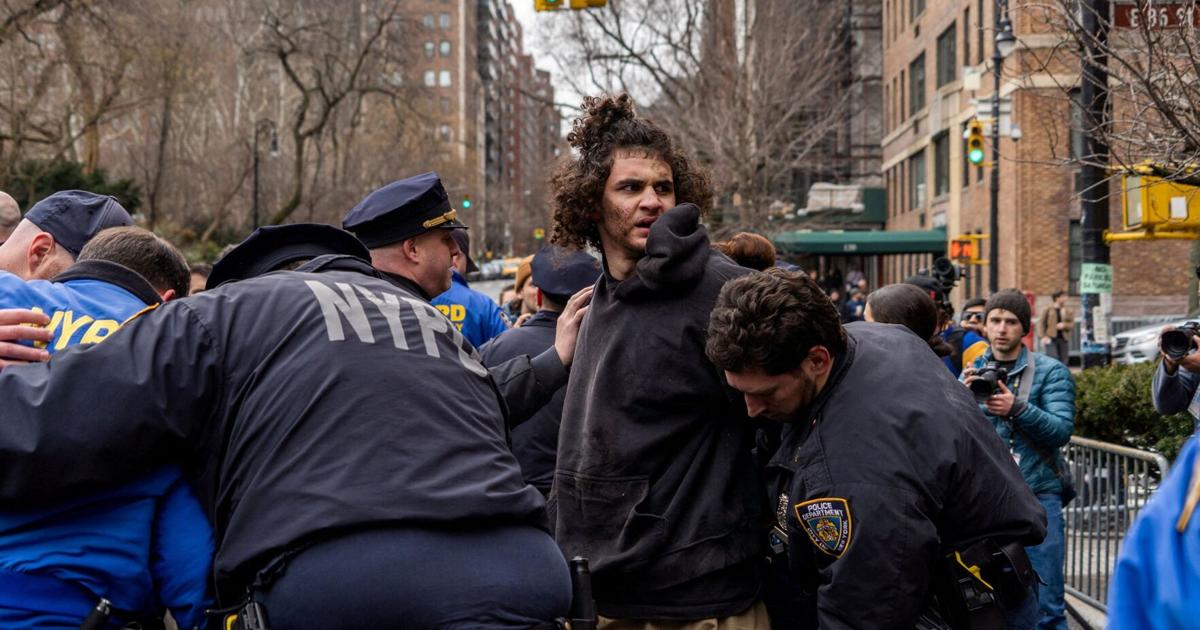 The NYC bombing suspects pledged allegiance to ISIS, authorities say. What does that actually mean? | News