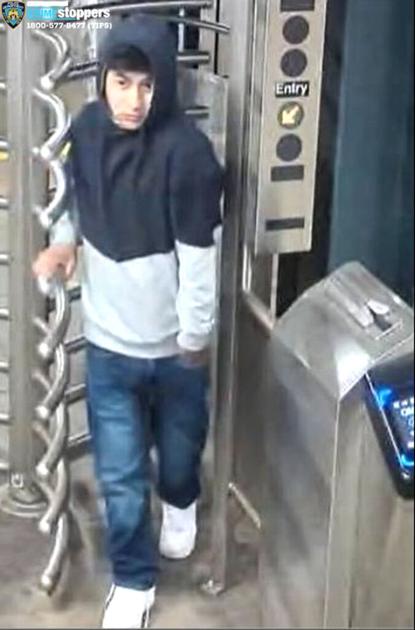 Sex abuse in Rego Park station |