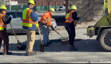 News 12 | Brooklyn | NYCDOT deploys crews to fix thousands of potholes in one day