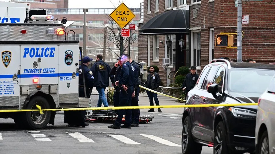 FBI agents and the NYPD Bomb Squad investigated a suspicious car and deployed bomb robots near Gracie Mansion. - Kyle Mazza/Anadolu/Getty Images