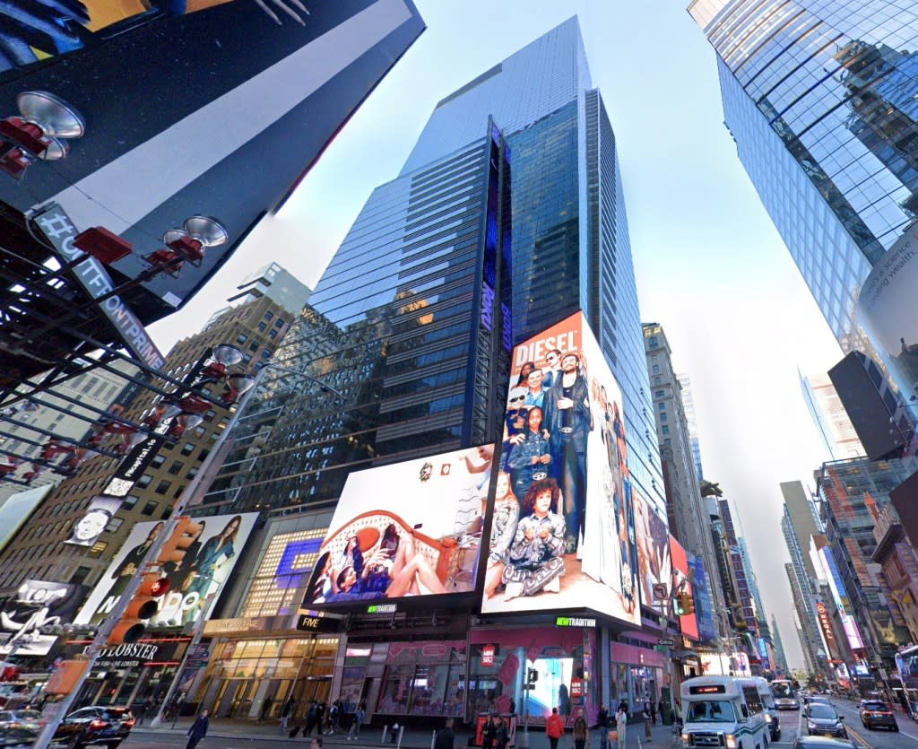 1,200 residential units are planned at 5 Times Square. Google Maps