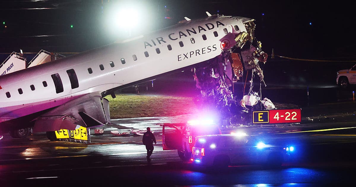 See LGA Air Canada crash timeline