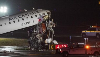 Fatal ground collision at New York's LaGuardia Airport