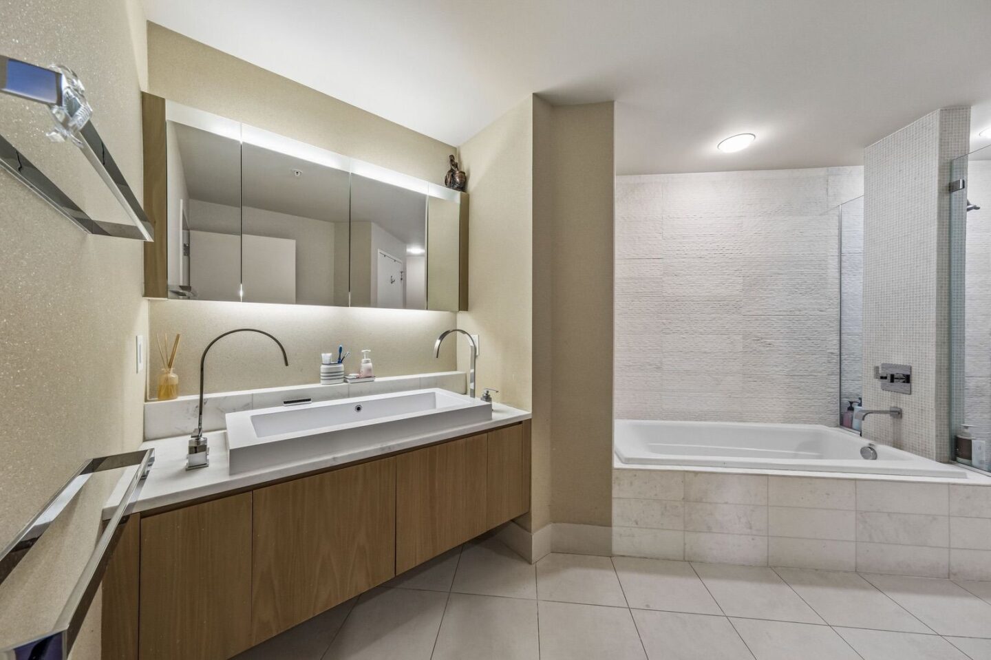 77 Hudson 4805 Jersey City Condo For Sale 16