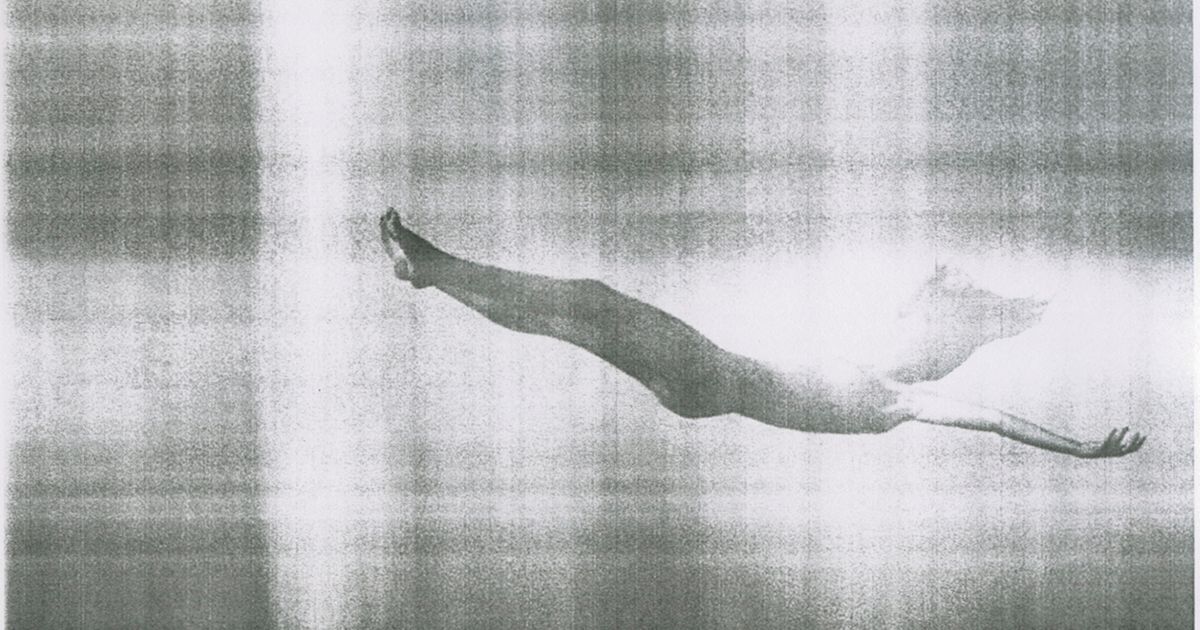 “HARD COPY NEW YORK” - Criticism