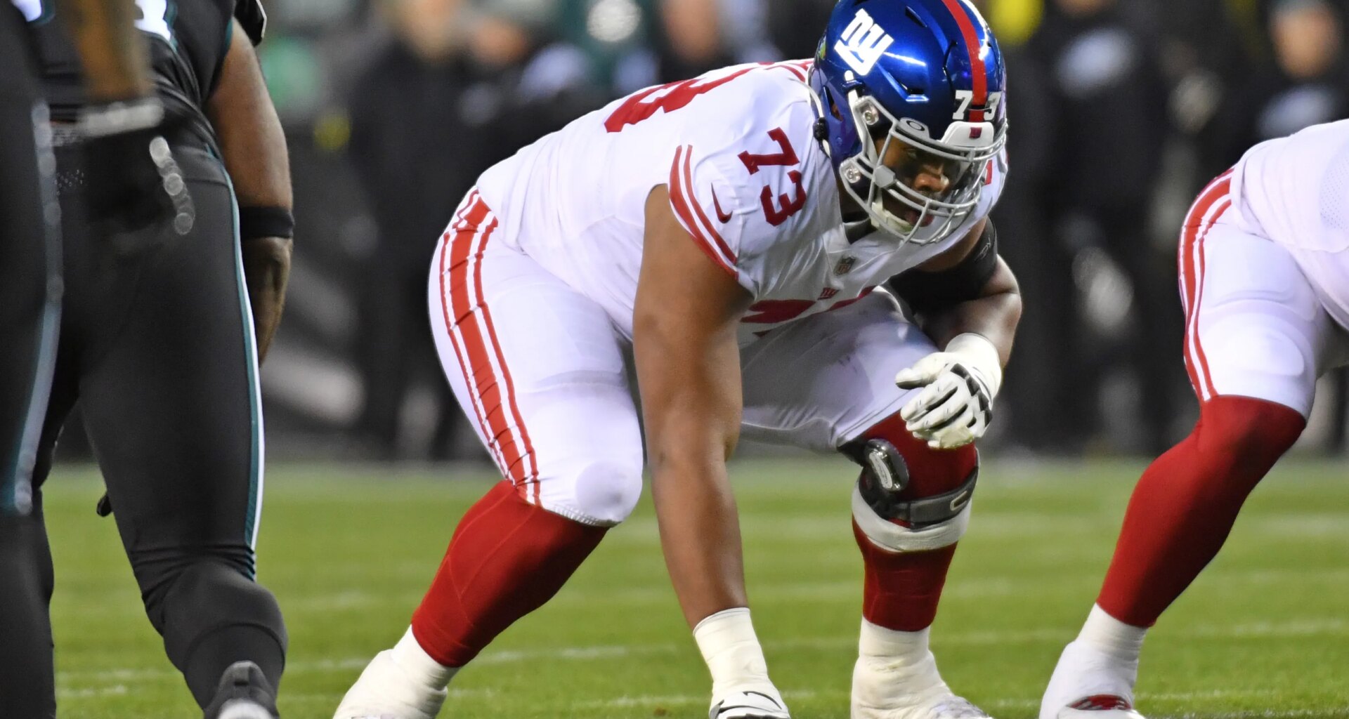 Surprise! New York Giants re-signing Evan Neal to one-year deal