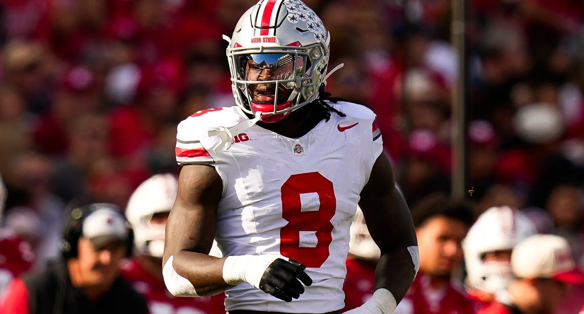 New York Giants hosted Ohio State LB Arvell Reese for top-30 visit