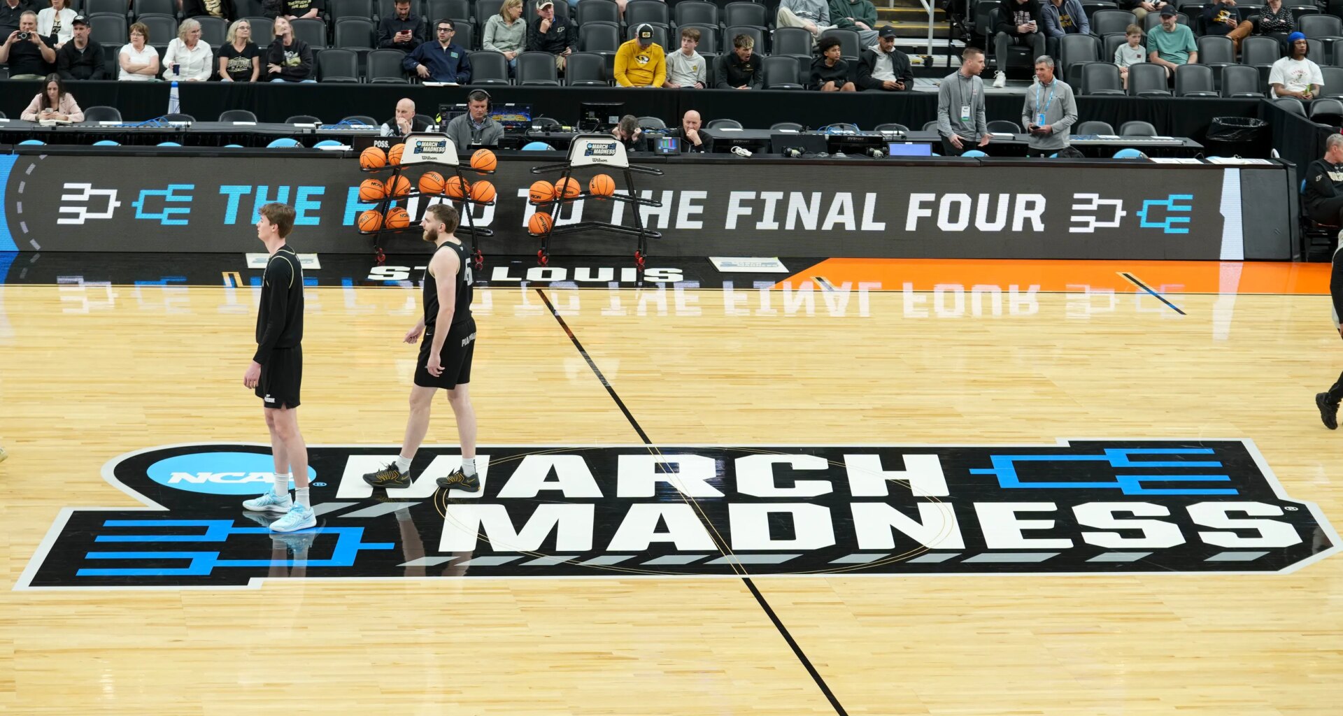 March Madness look at No. 15 Queens University