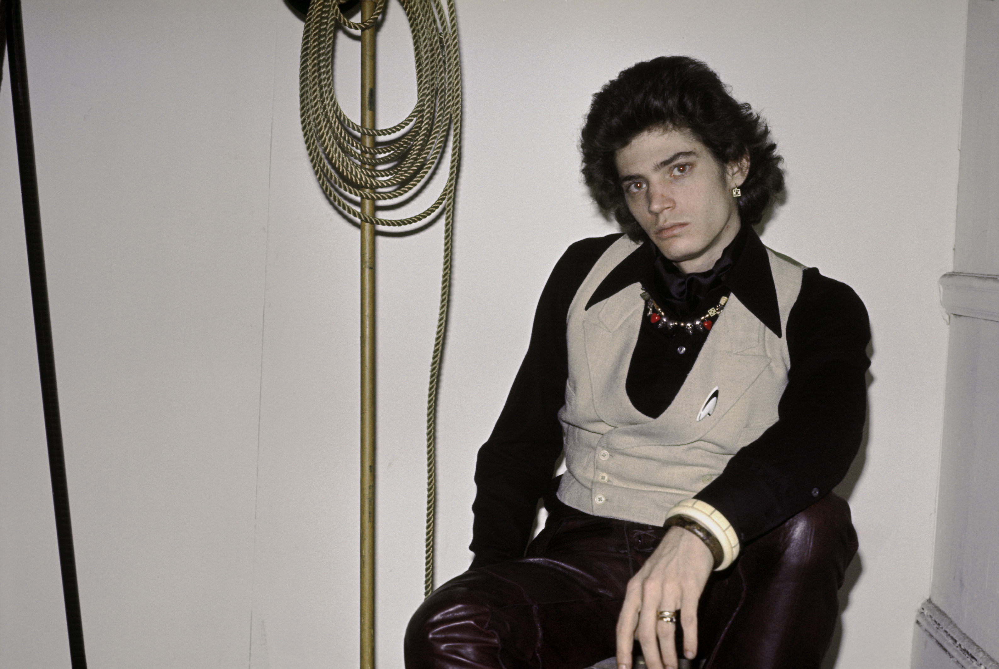 Robert Mappelthorpe and Patti Smith in the Chelsea Hotel, 1970