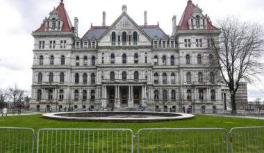 State’s political parties split on one-house budgets – Daily Freeman