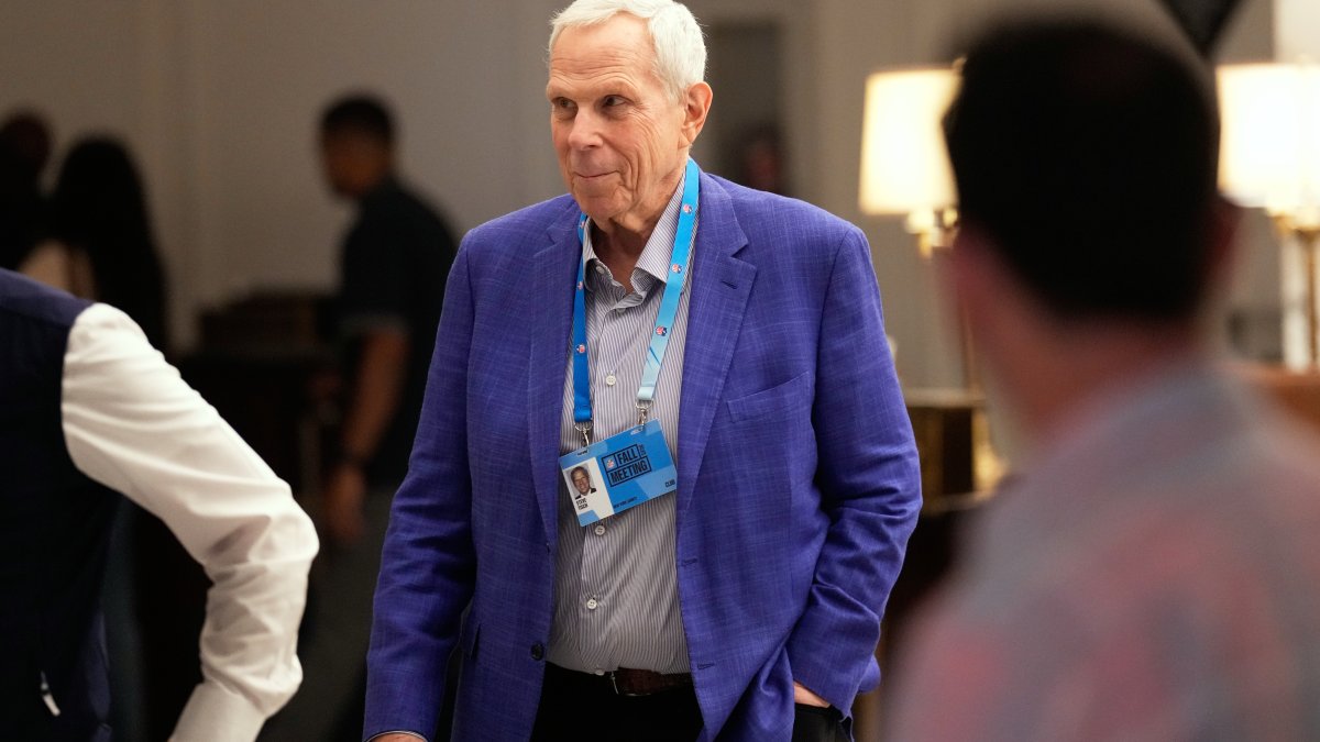 Steve Tisch, siblings request stakes in Giants transferred to kids – NBC New York