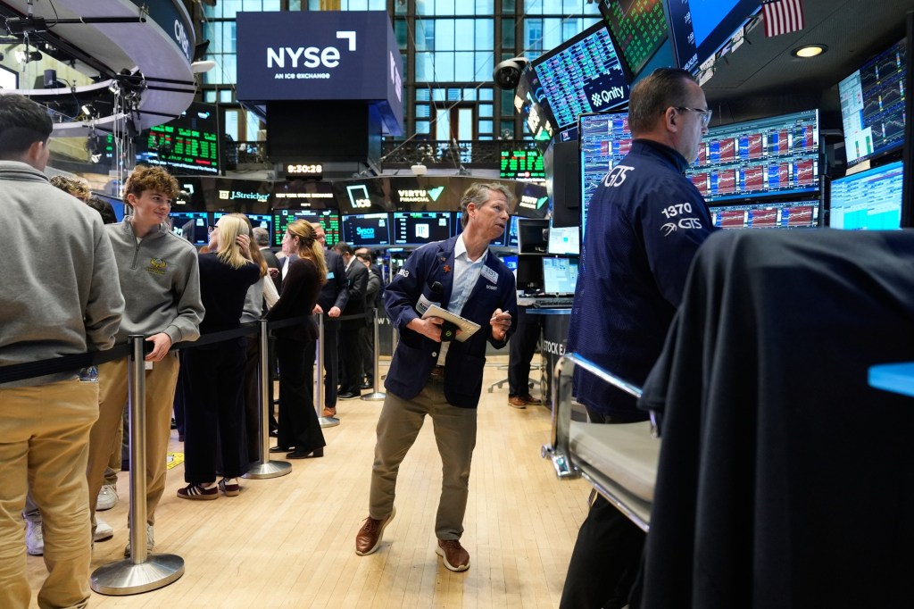 Wall Street jolts higher and recovers some war-caused losses