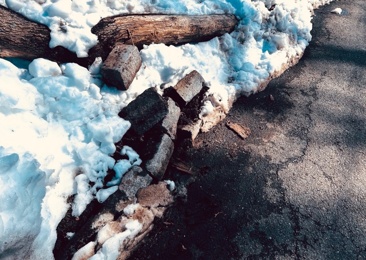 Snow-clearing damage