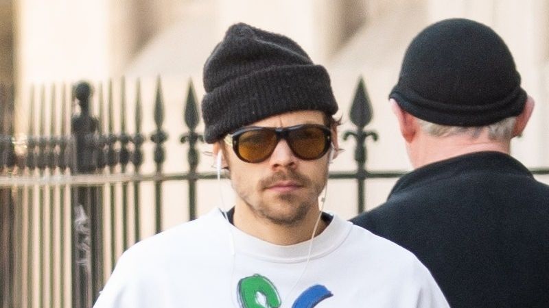 Harry Styles Is a New Yorker Now—According to His Sweatshirt, At Least