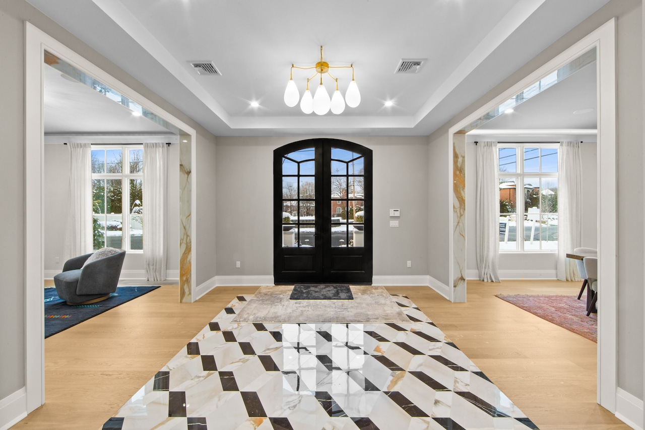 Record sale in Englewood Cliffs