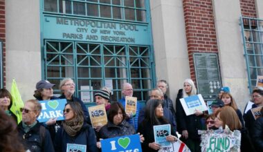 Community frustration grows over Metropolitan Recreation Center closure in Williamsburg • Brooklyn Paper