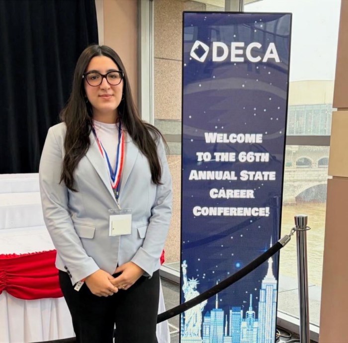 Junior Emily Cunha earned a top 10 finish in one of the Marketing Communications role-play events at the DECA competition.
