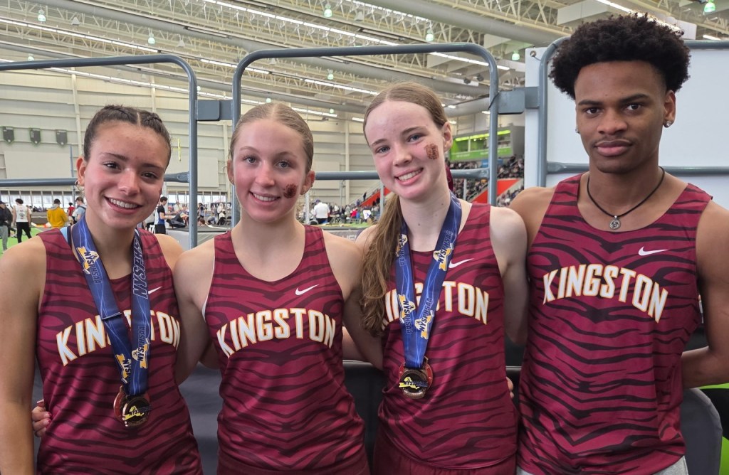 Kingston’s Hazel Lewis, Maeve Paul part of fifth-place relay team at states – Daily Freeman