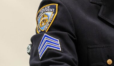 Former NYPD sergeant gets 2 years' probation for helping disgraced ex-SBA president Ed Mullins