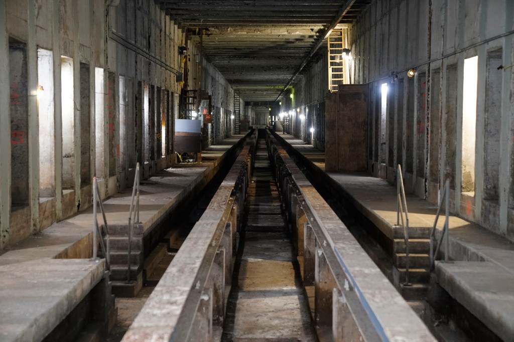 MTA sues Trump administration for holding back $60 million in Second Avenue subway funds