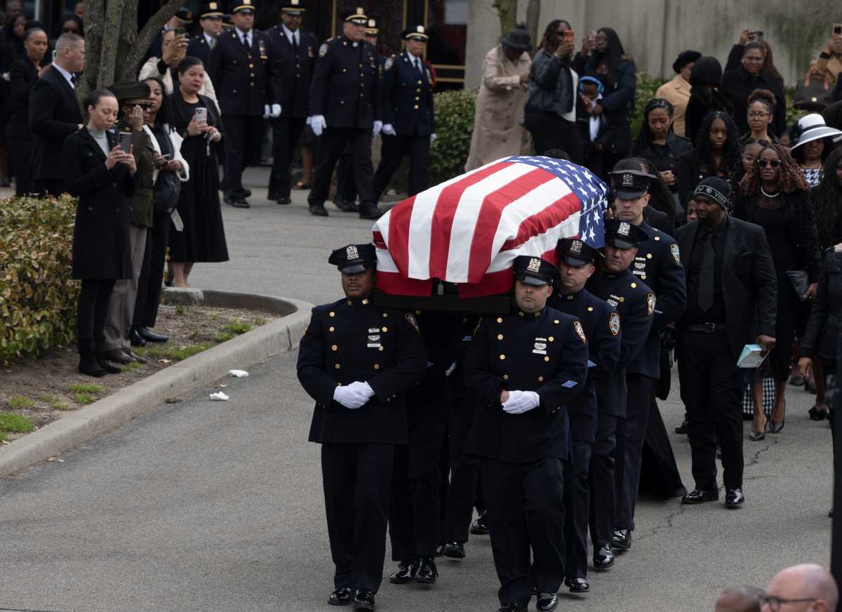 Major Sorffly Davius, NYPD officer who died while deployed in Kuwait, mourned at Brooklyn funeral