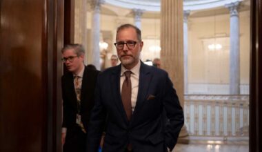 NYC BUDGET: Comptroller Levine warns Council of $7.3B fiscal hole as Moody’s downgrades fiscal forecast