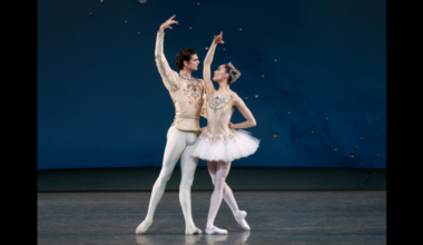 IMPRESSIONS: New York City Ballet in Jerome Robbins' "Dances at a Gathering" and George Balanchine's "Diamonds"