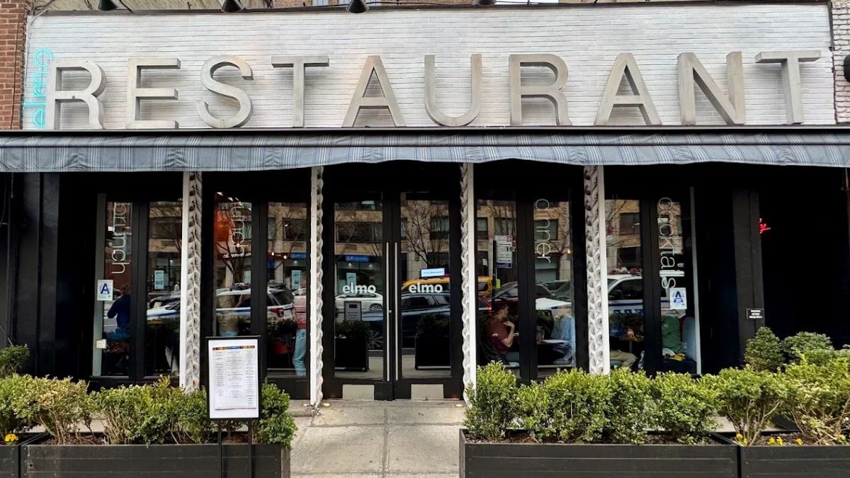 New York City’s beloved Elmo restaurant announced it will close after 25 years, with its final dinner service set for March 13, 2026.
