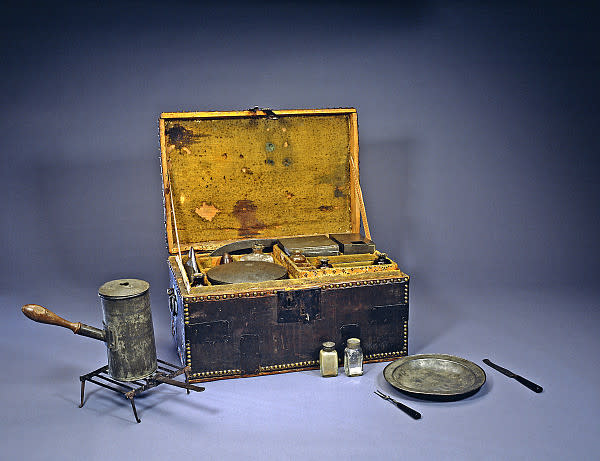 George Washington's Traveling Kitchen: A Revolutionary War Cookbox