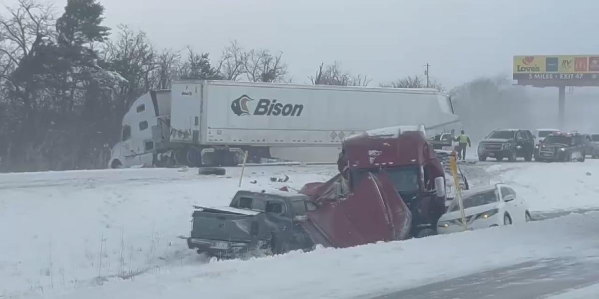 22 vehicles involved in I-81 crashes near Watertown, highway back open