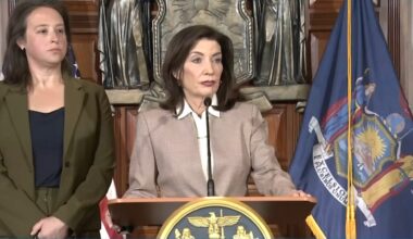 Hochul gears up for budget battle over car insurance reforms