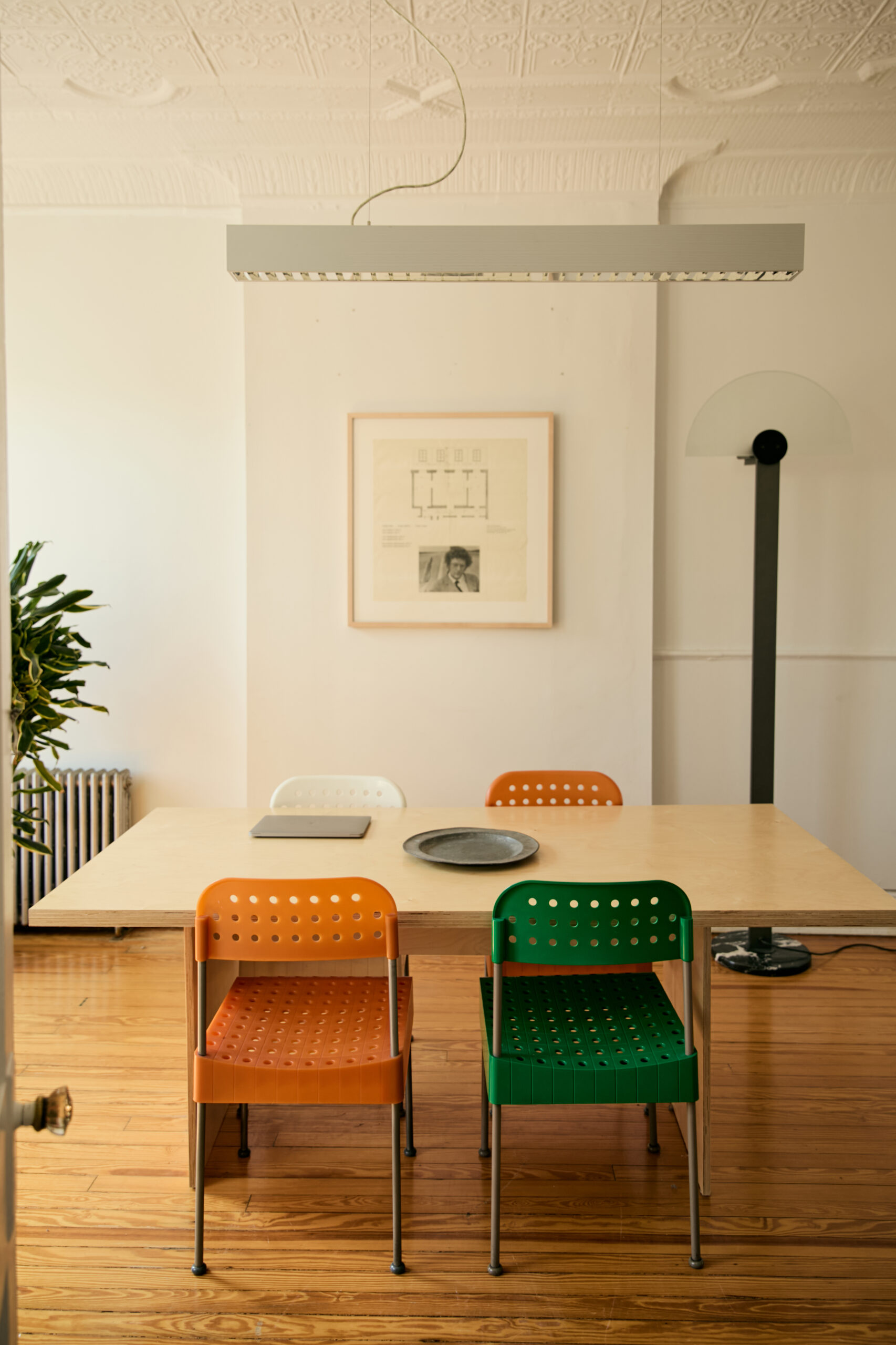 The paper and design object collection of Geoff Snack