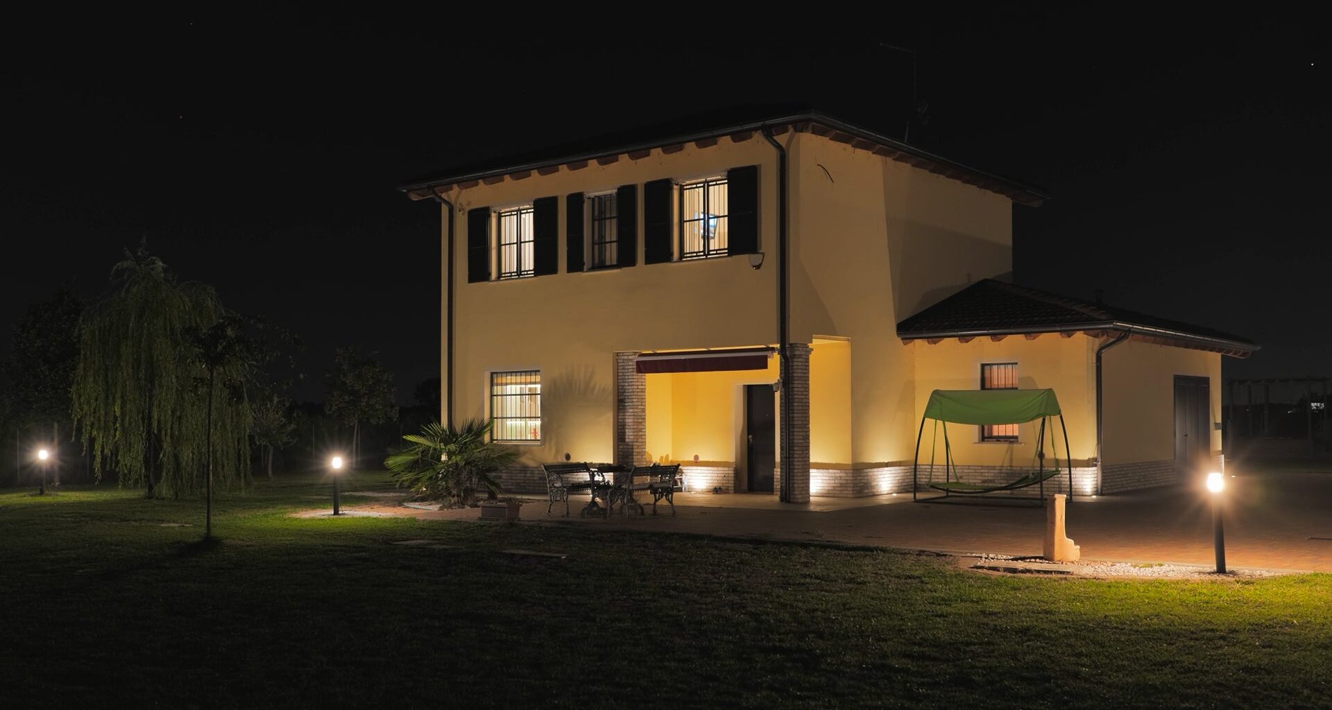 Fact check: Is New York really planning to darken the night skies with new legislation?