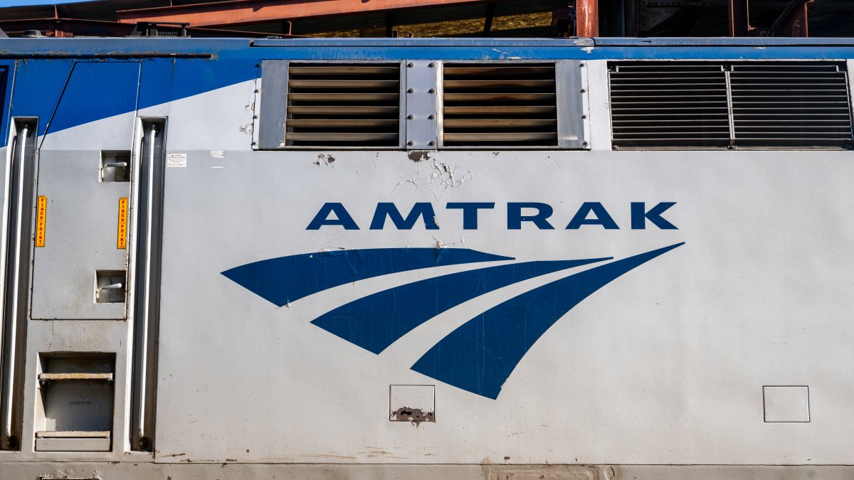 Amtrak train collides with 18-wheeler in Texas – NBC New York