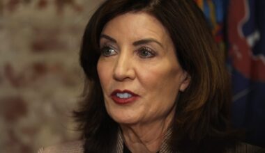 NY state lawmakers propose boosting taxes on the rich, challenging Hochul and aligning with Mamdani