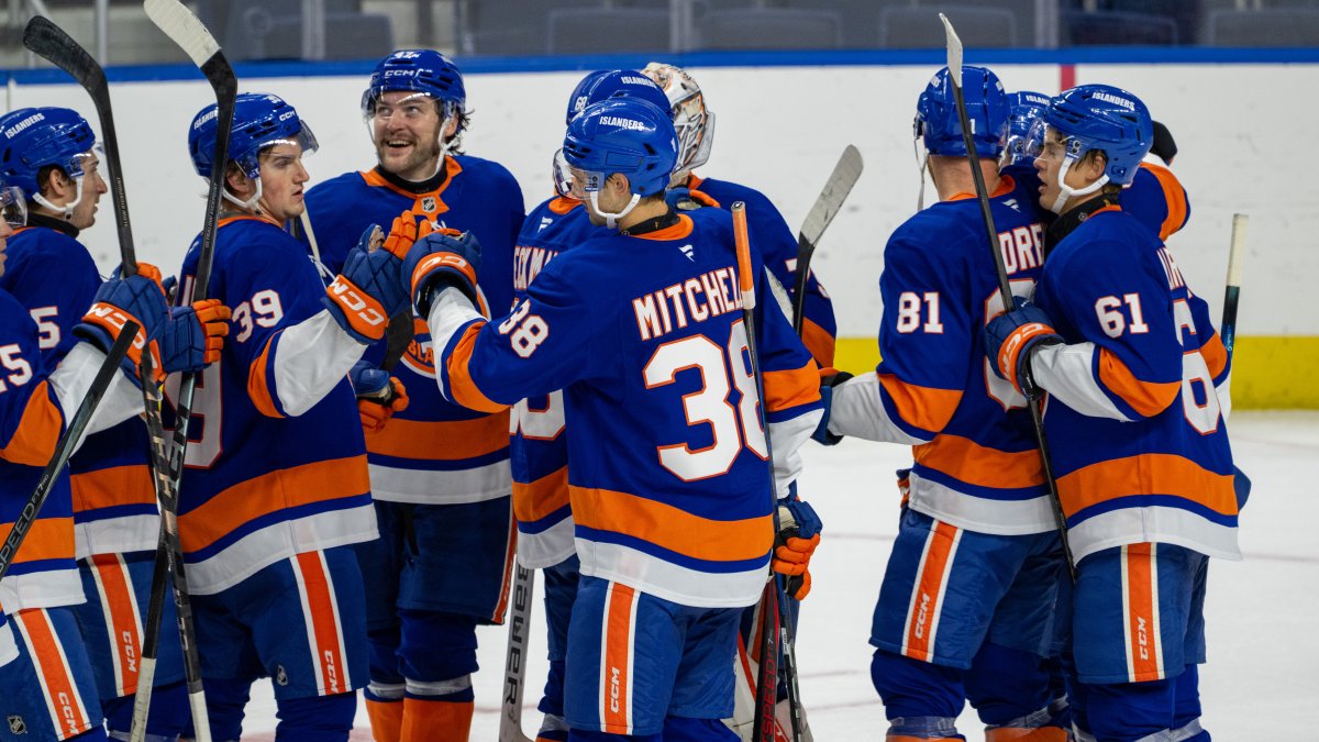 New York Islanders plan to move Bridgeport AHL affiliate to Hamilton, Ontario – NBC Connecticut