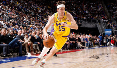 DETROIT, MI - MARCH 23: Austin Reaves #15 of the Los Angeles Lakers drives to the basket during the game against the Detroit Pistons on March 23, 2026 at Little Caesars Arena in Detroit, Michigan. NOTE TO USER: User expressly acknowledges and agrees that, by downloading and/or using this photograph, User is consenting to the terms and conditions of the Getty Images License Agreement. Mandatory Copyright Notice: Copyright 2026 NBAE (Photo by Brian Sevald/NBAE via Getty Images)