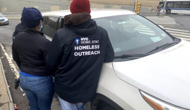 BronxWorks street outreach teams provide on-the-spot assistance, whether Code Blue or springtime temps – Bronx Times