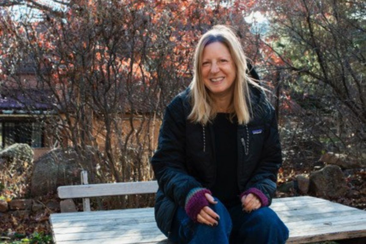 Hillary Rosner focused on animal movement through human habitat