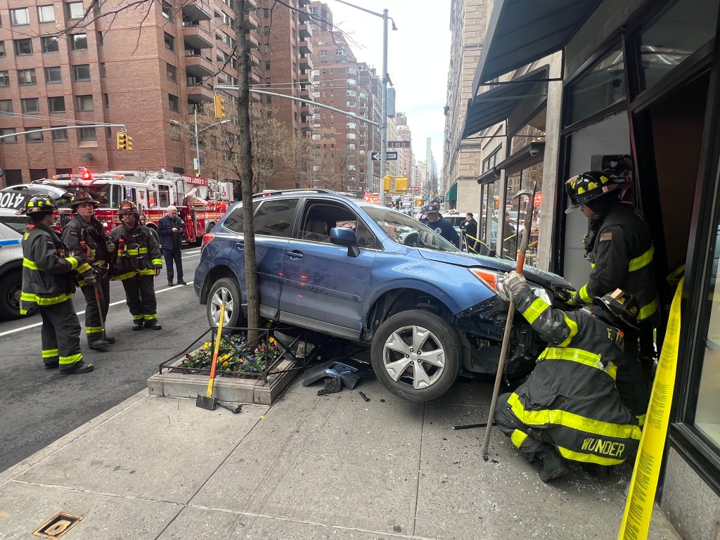 Woman crashes SUV into Upper East Side Madison Ave. boutique