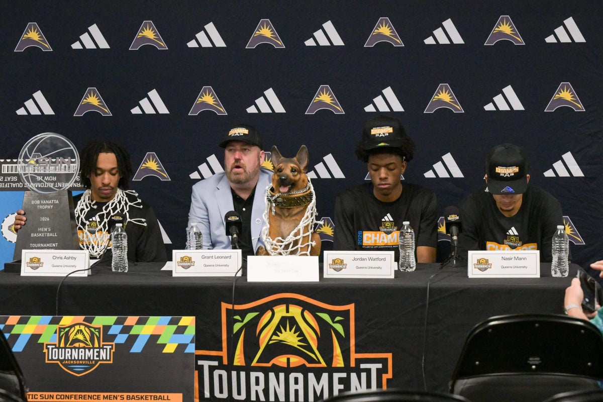 How Queens, a March Madness newcomer, found its identity in a $150 dog figurine