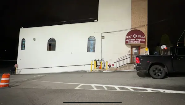 News 12 | Brooklyn | Great Neck Plaza synagogue closed after fire less than a week before Passover
