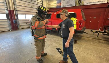 Proposal would allow N.Y. fire departments to pay volunteers