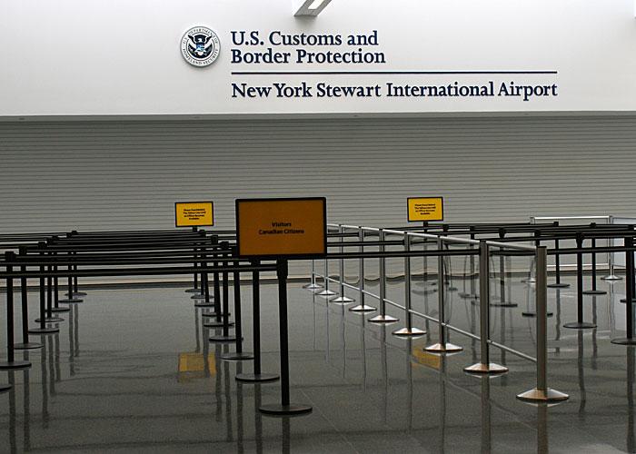 Assemblyman stunned no flights diverted to Stewart from LaGuardia after fatal runway crash