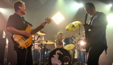 Josh Homme once showed his Peavey/Yamaha bass rig to John Paul Jones – this was his reaction